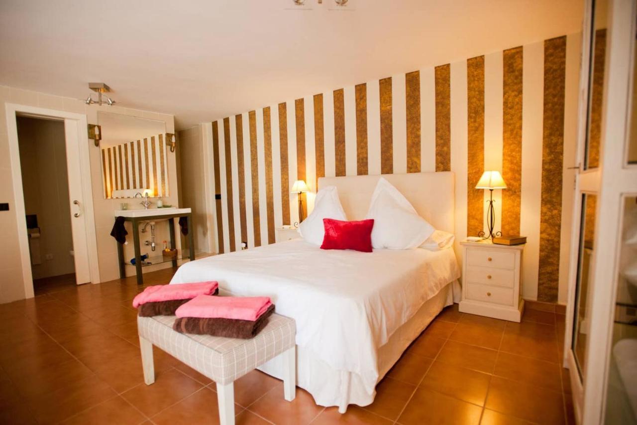 Vila Casa Vacacional Dhalia Dos Hermanas Exteriér fotografie