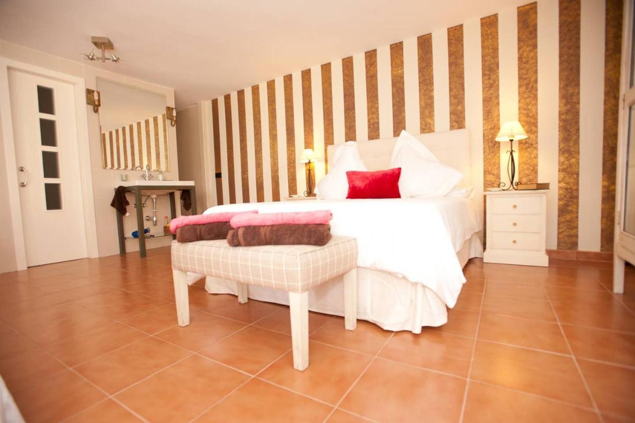 Vila Casa Vacacional Dhalia Dos Hermanas Exteriér fotografie